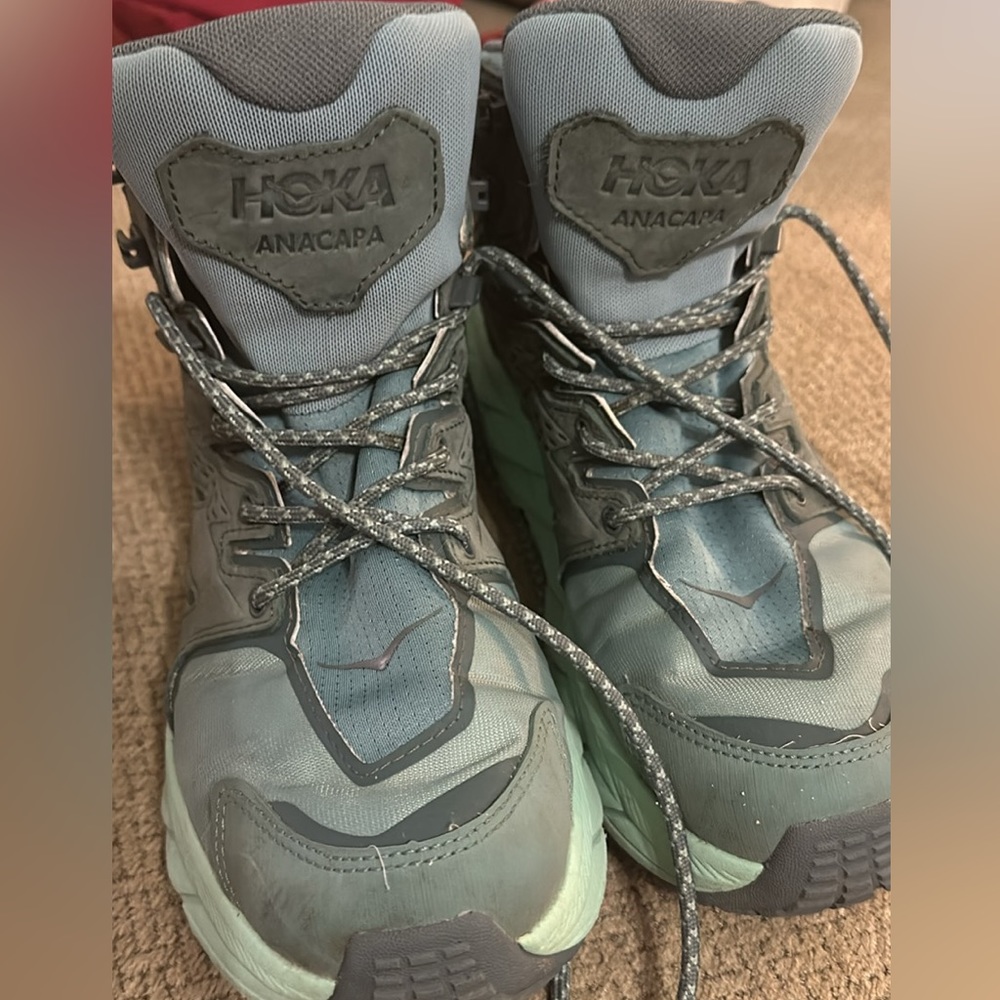 Hoka Anacapa 8.5B womens in a beautiful green